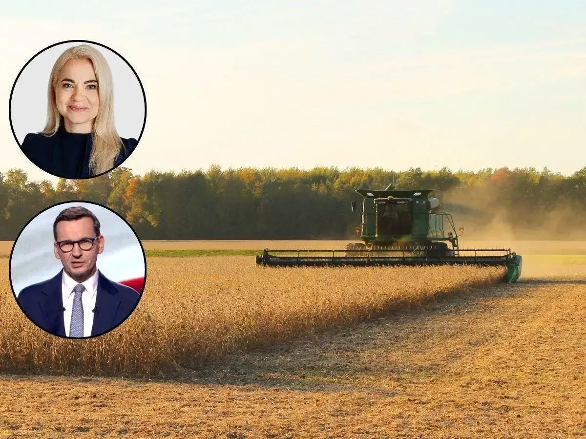 Premier Morawiecki i minister Kowalska omawiają wsparcie dla rolników. W tle kombajn zbiera plony na polu. Płatność dla małych gospodarstw kluczowa dla polskiej wsi.
